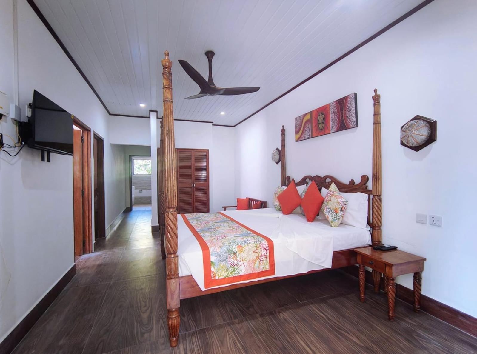 The Islander Hotel Grand Anse  Kültér fotó