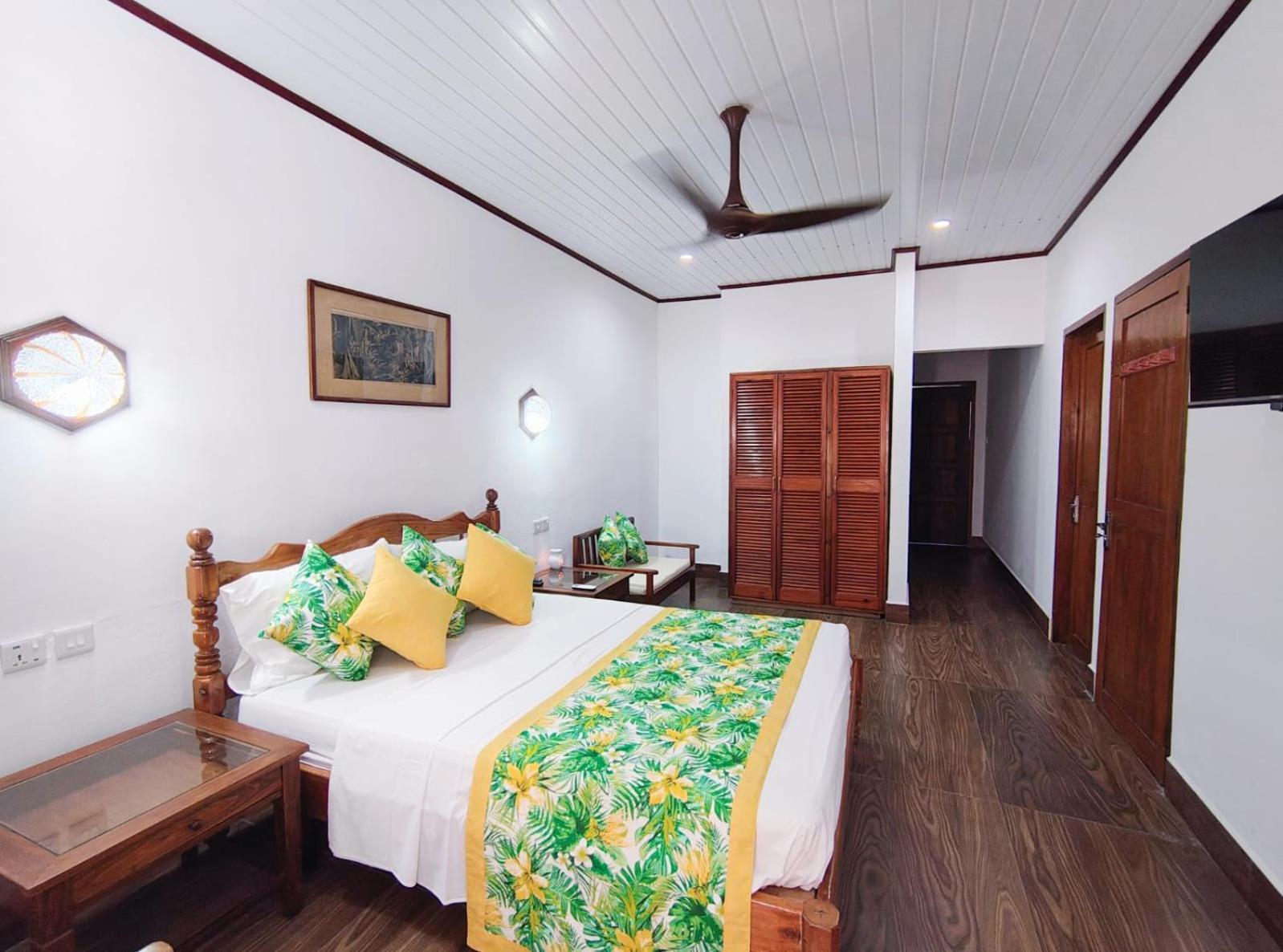 The Islander Hotel Grand Anse  Kültér fotó